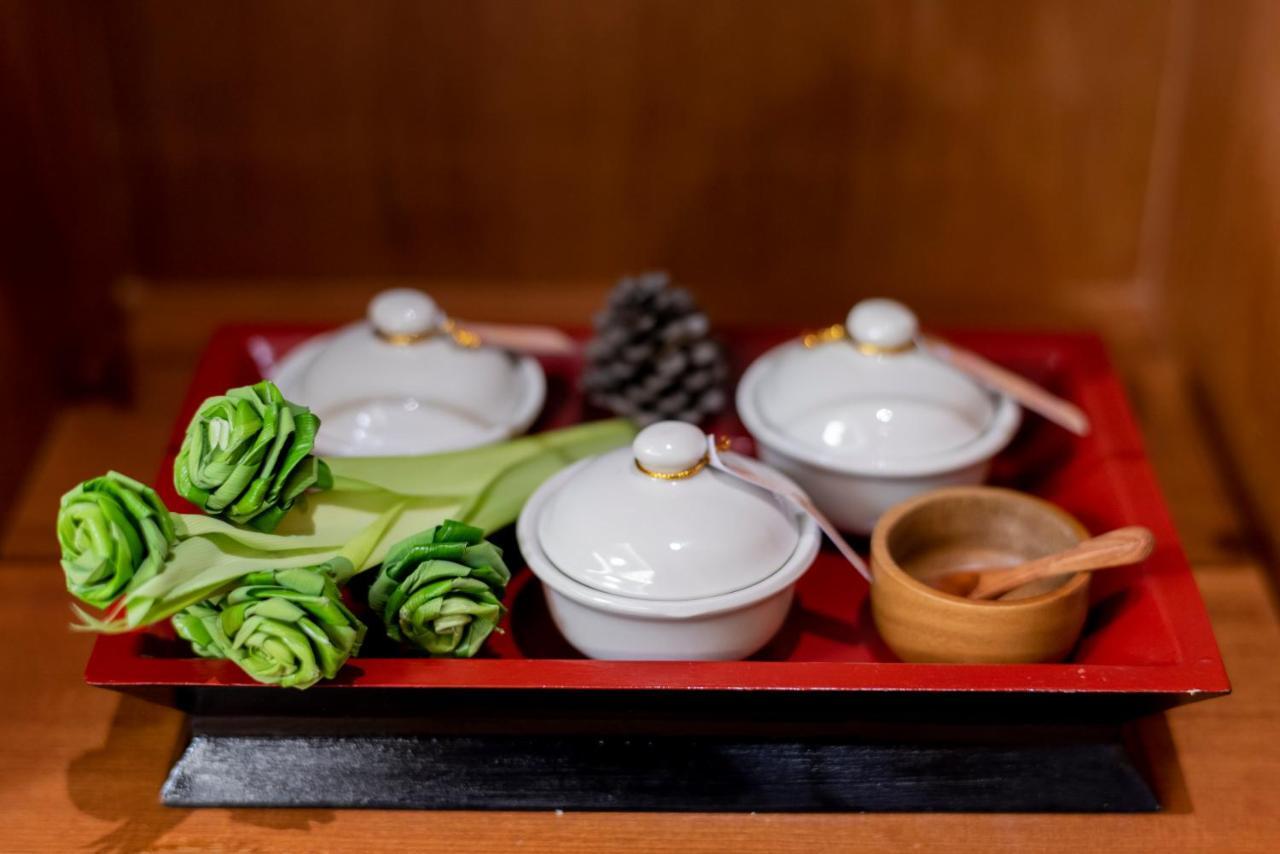The Empress Premier Chiang Mai - Sha Extra Plus Екстериор снимка A set of four bowls for serving Japanese cuisine