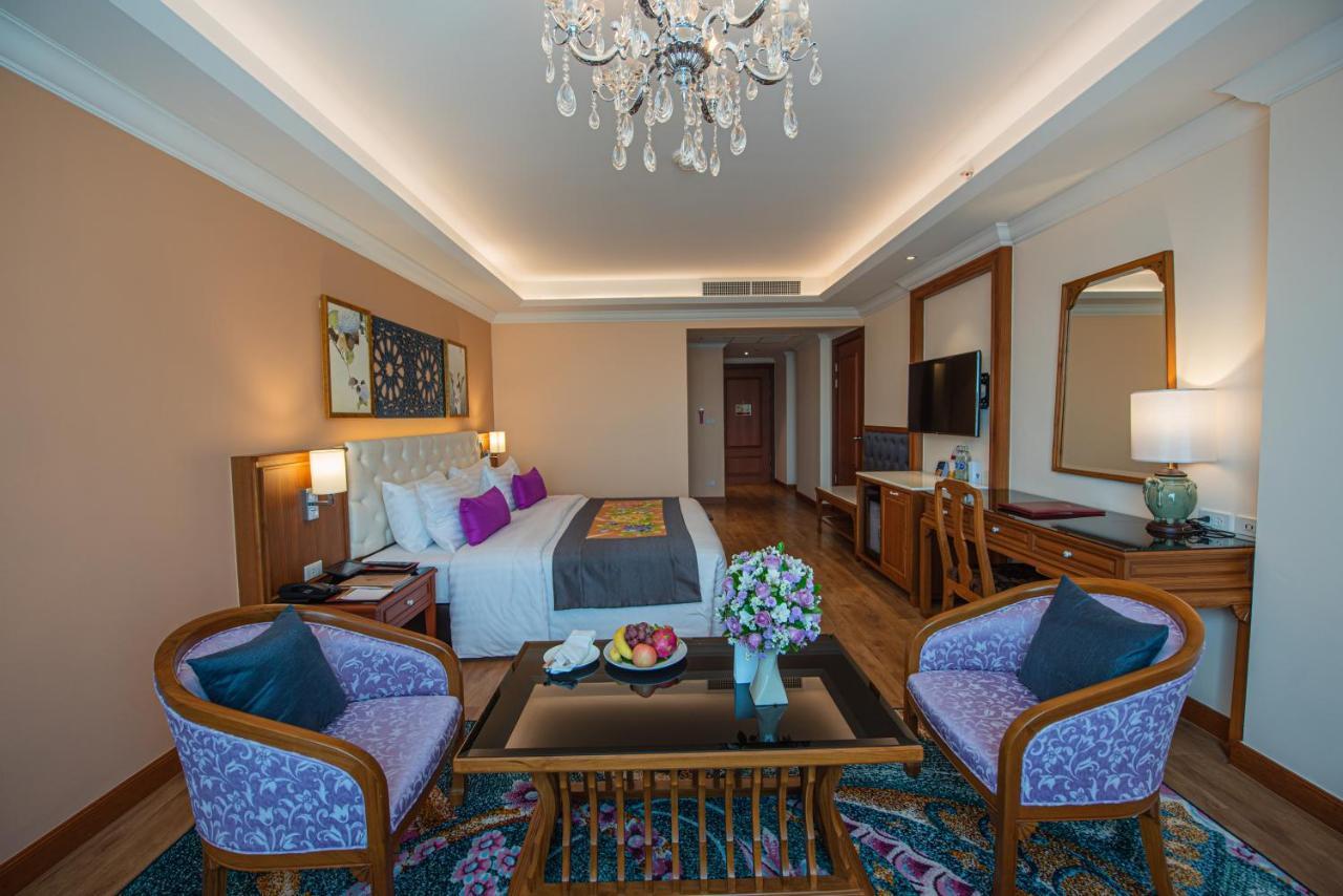The Empress Premier Chiang Mai - Sha Extra Plus Екстериор снимка Deluxe Room